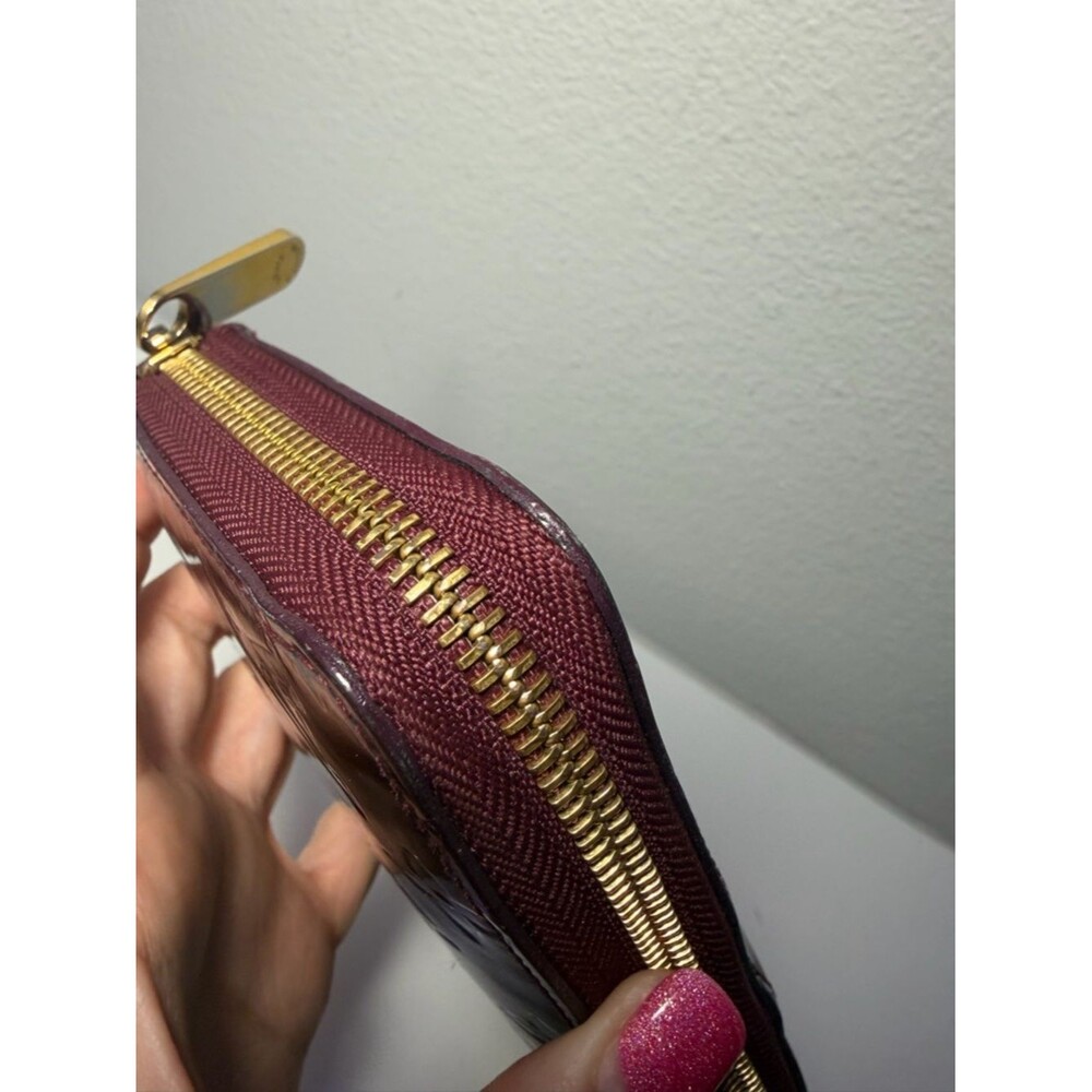 Louis Vuitton Burgundy Vernis Monogram Zip Long Wallet - Picture 3 of 14
